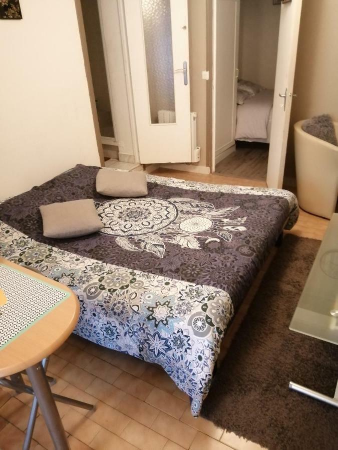 Appartement Type F2 Proche Paris 25 Km Андийи Экстерьер фото
