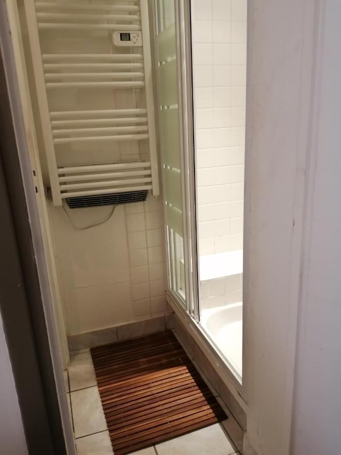 Appartement Type F2 Proche Paris 25 Km Андийи Экстерьер фото